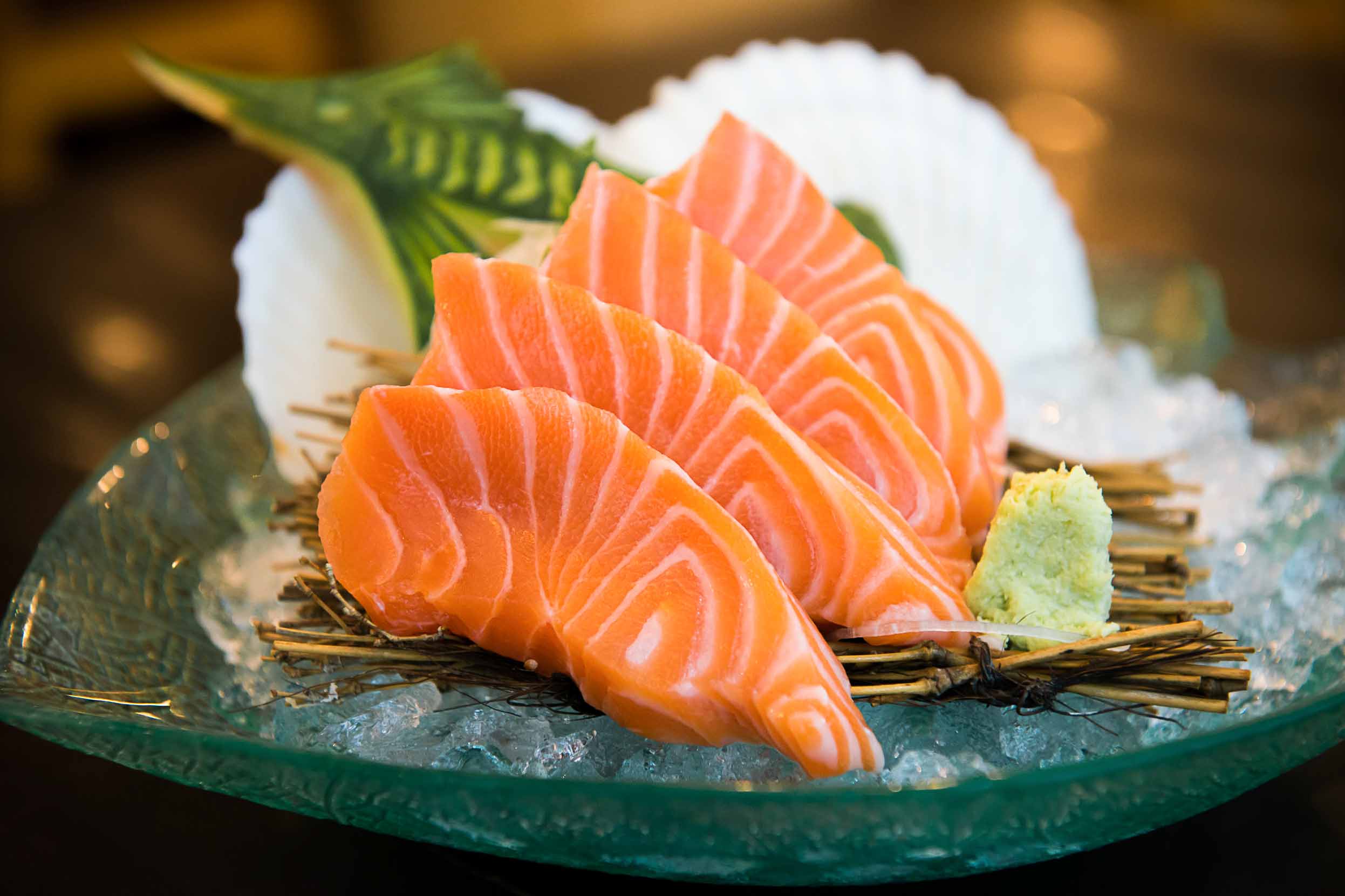 salmon_sashimi